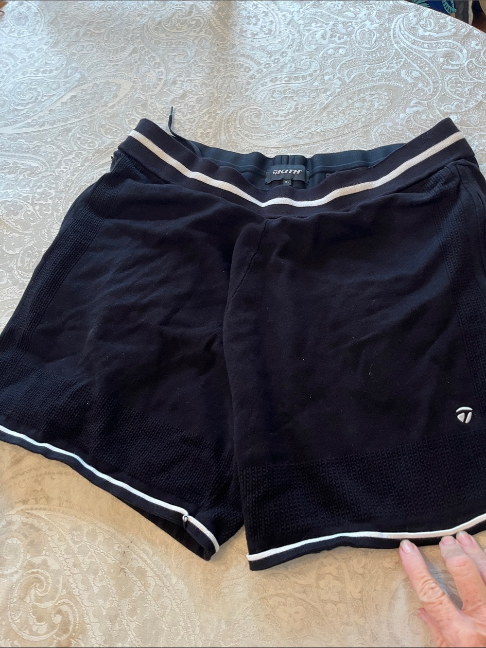 Kith Taylor Made XL Jogging Shorts Black in EUC